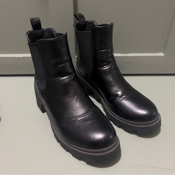 SUGAR Black Chelsea Boots with optional Rhinestone Embellishments size 8 - Picture 7 of 8